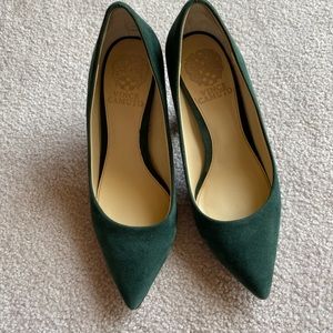 Vince Camuto Suede green block heel sz 37.5 (7.5-8) Excellent Used Condition